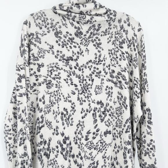 Z Supply White Charcoal Animal Print Cowl Neck Tunic Sweater Dress Womens Sz M - Picture 9 of 11